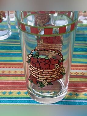 Alco Vintage Apple Basket Glasses - set of 8 - 12 ounce capacity